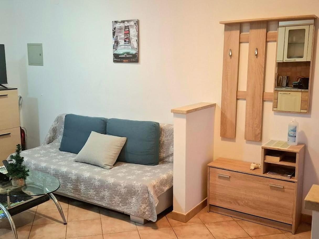 Apartmani Delas Pjescana Uvala Dış mekan fotoğraf